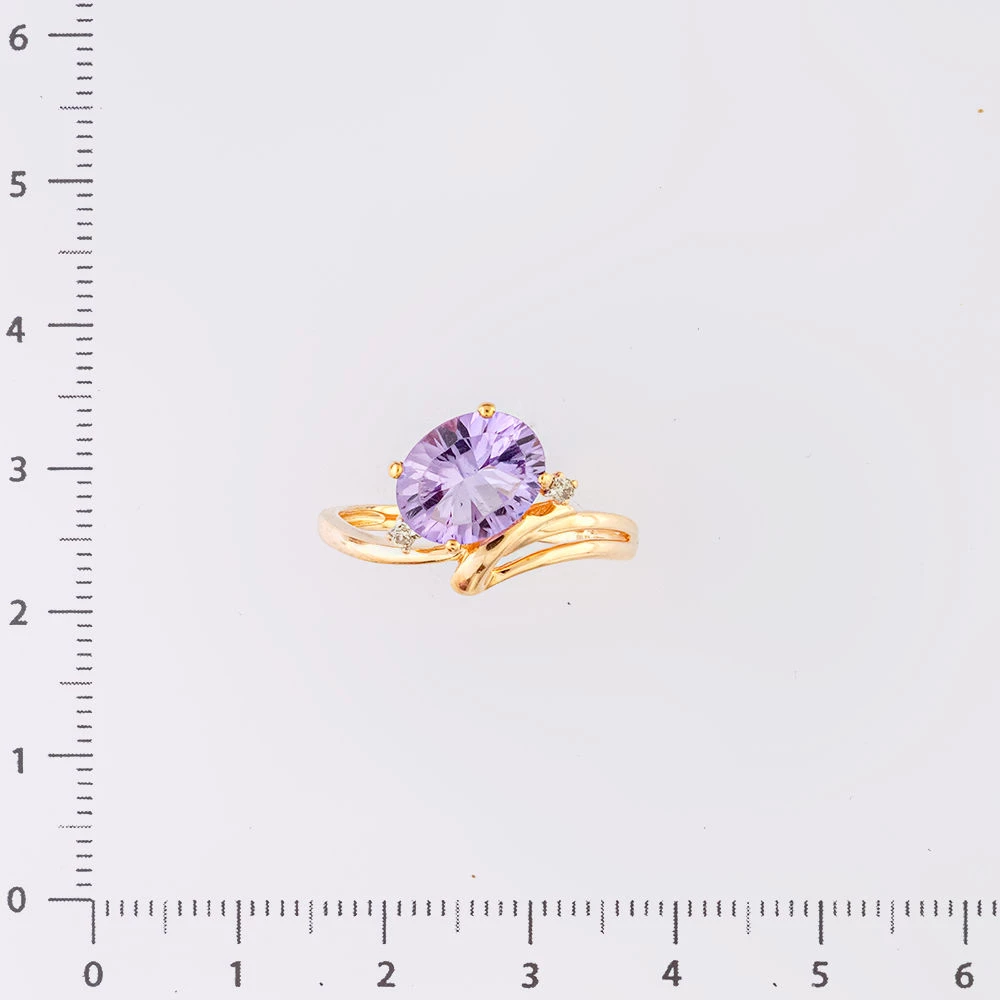 Кольцо с аметистом из красного золота 585 пробы Кольцо с аметистом из красного золота 585 пробы