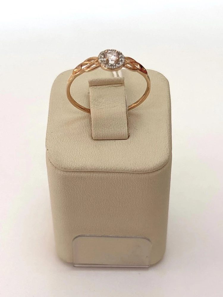 Кольцо с фианитом из красного золота 585 пробы Кольцо с фианитом из красного золота 585 пробы