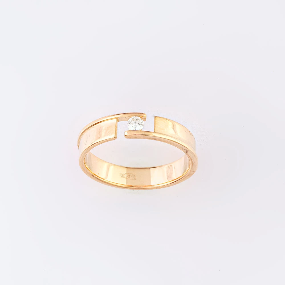 Кольцо с бриллиантом из красного золота 585 пробы