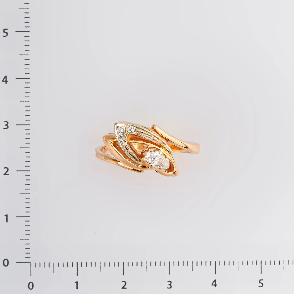 Кольцо с фианитом из красного золота 585 пробы