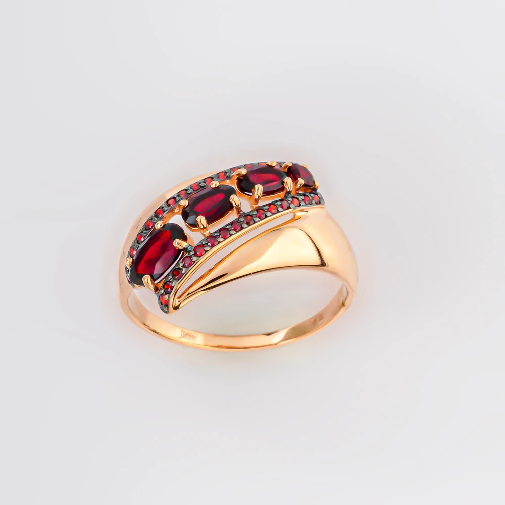 Кольцо с гранатом из красного золота 585 пробы