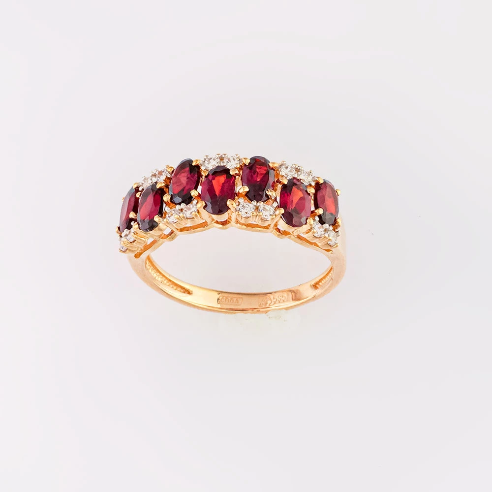 Кольцо с гранатом из красного золота 585 пробы