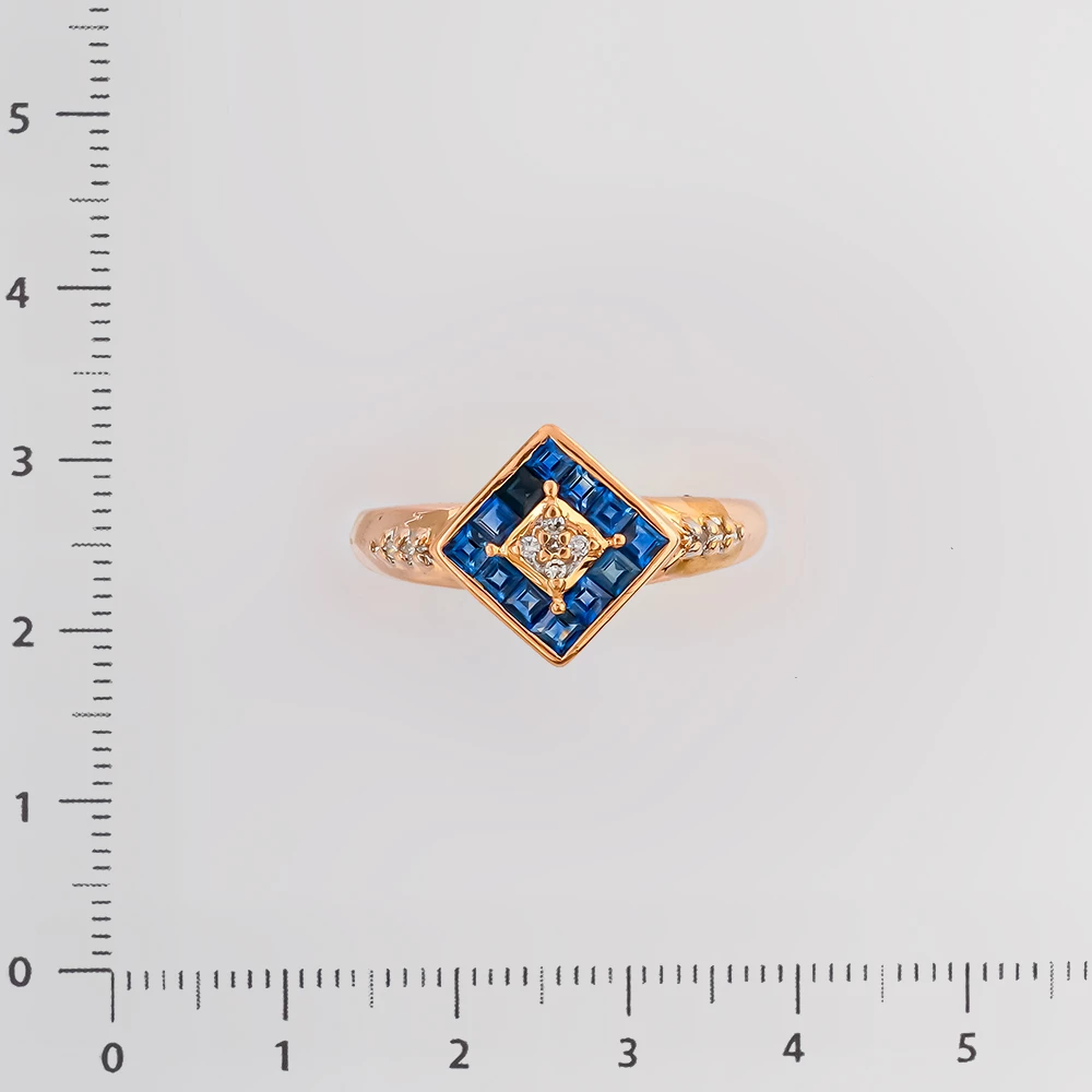 Кольцо с сапфиром из красного золота 585 пробы Кольцо с сапфиром из красного золота 585 пробы