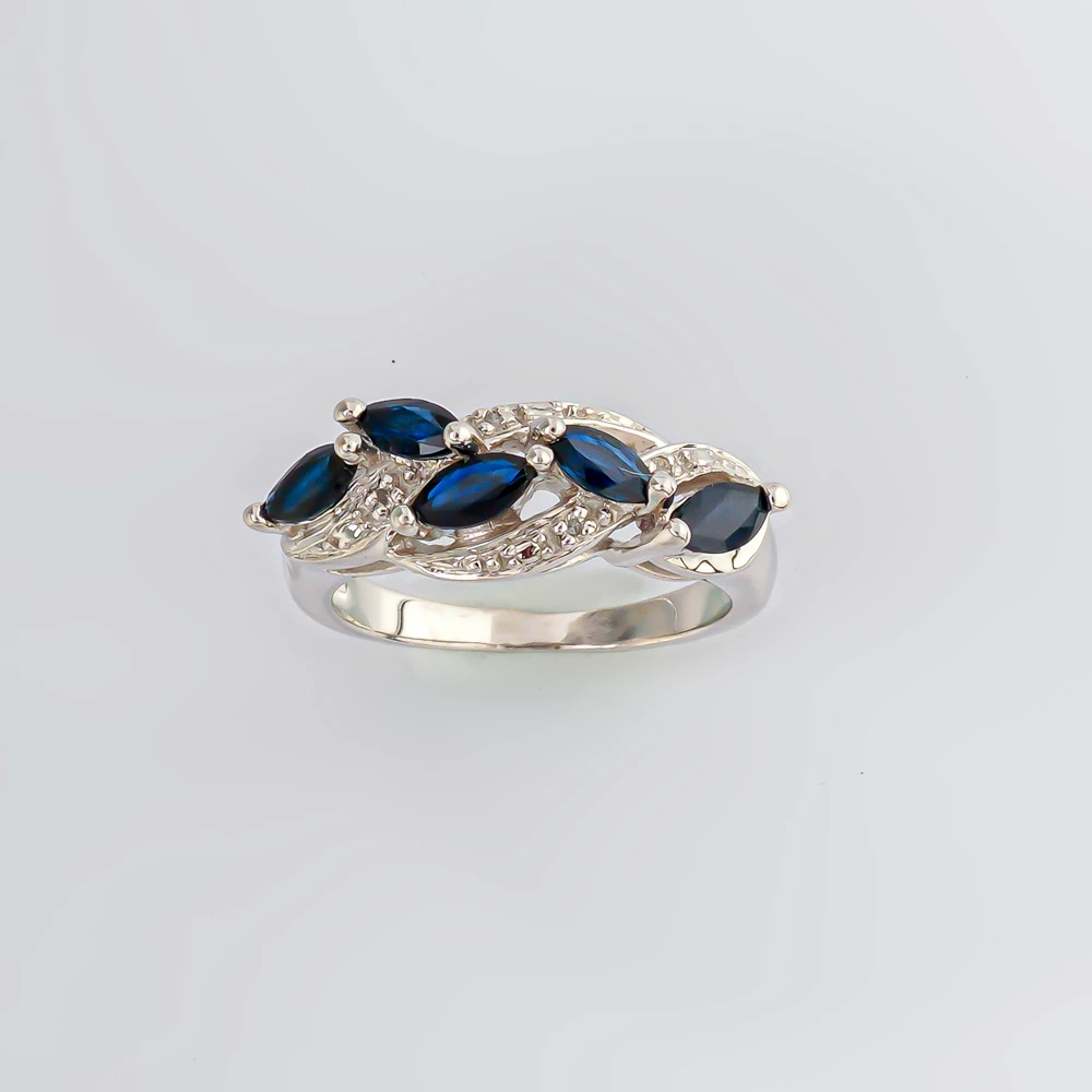 Кольцо с сапфиром из белого золота 585 пробы