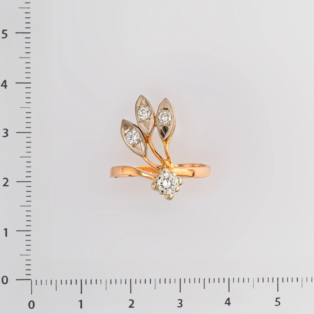 Кольцо с бриллиантом из красного золота 585 пробы