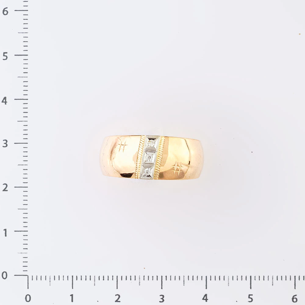 Кольцо с бриллиантом из красного золота 585 пробы