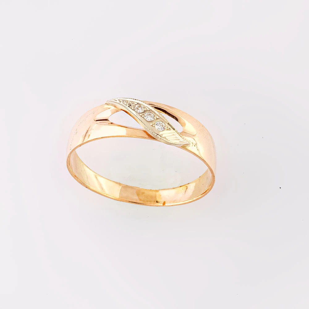 Кольцо с фианитом из красного золота 585 пробы