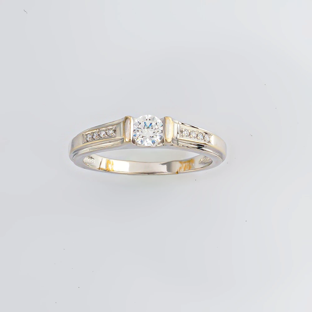 Кольцо с фианитом из белого золота 585 пробы