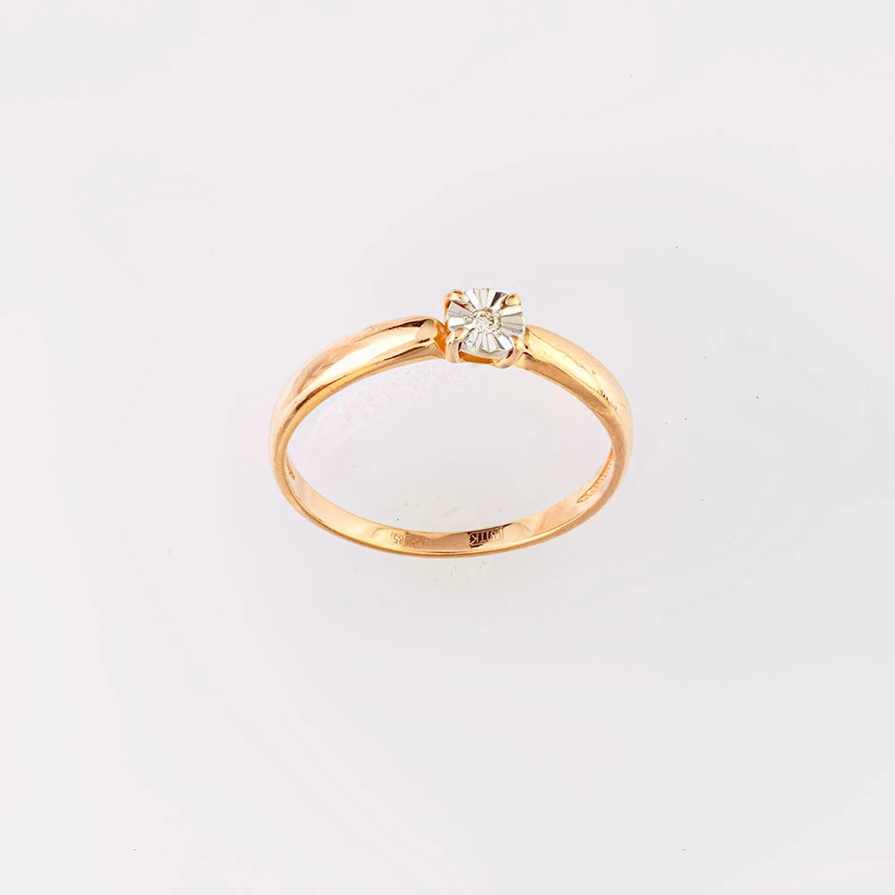 Кольцо с бриллиантом из красного золота 585 пробы