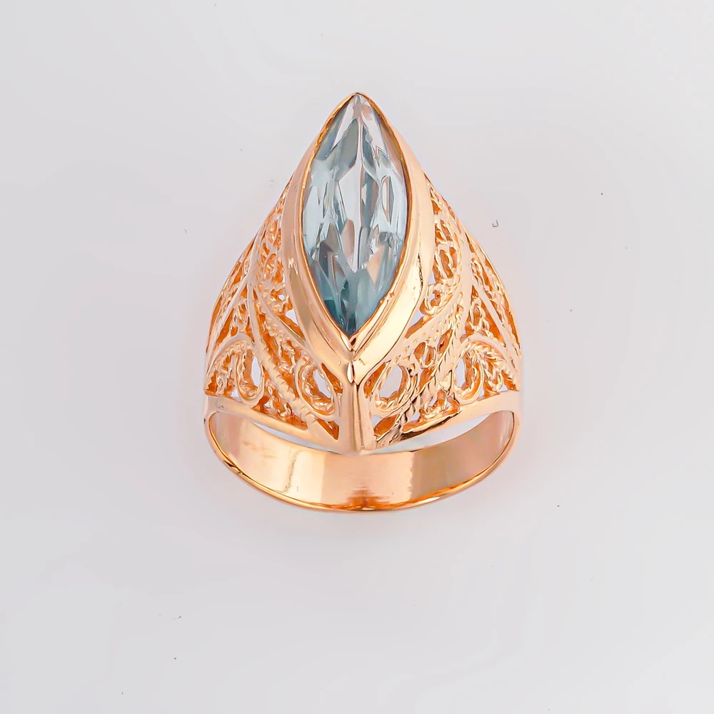 Кольцо с фианитом из желтого золота 583 пробы Кольцо с фианитом из желтого золота 583 пробы