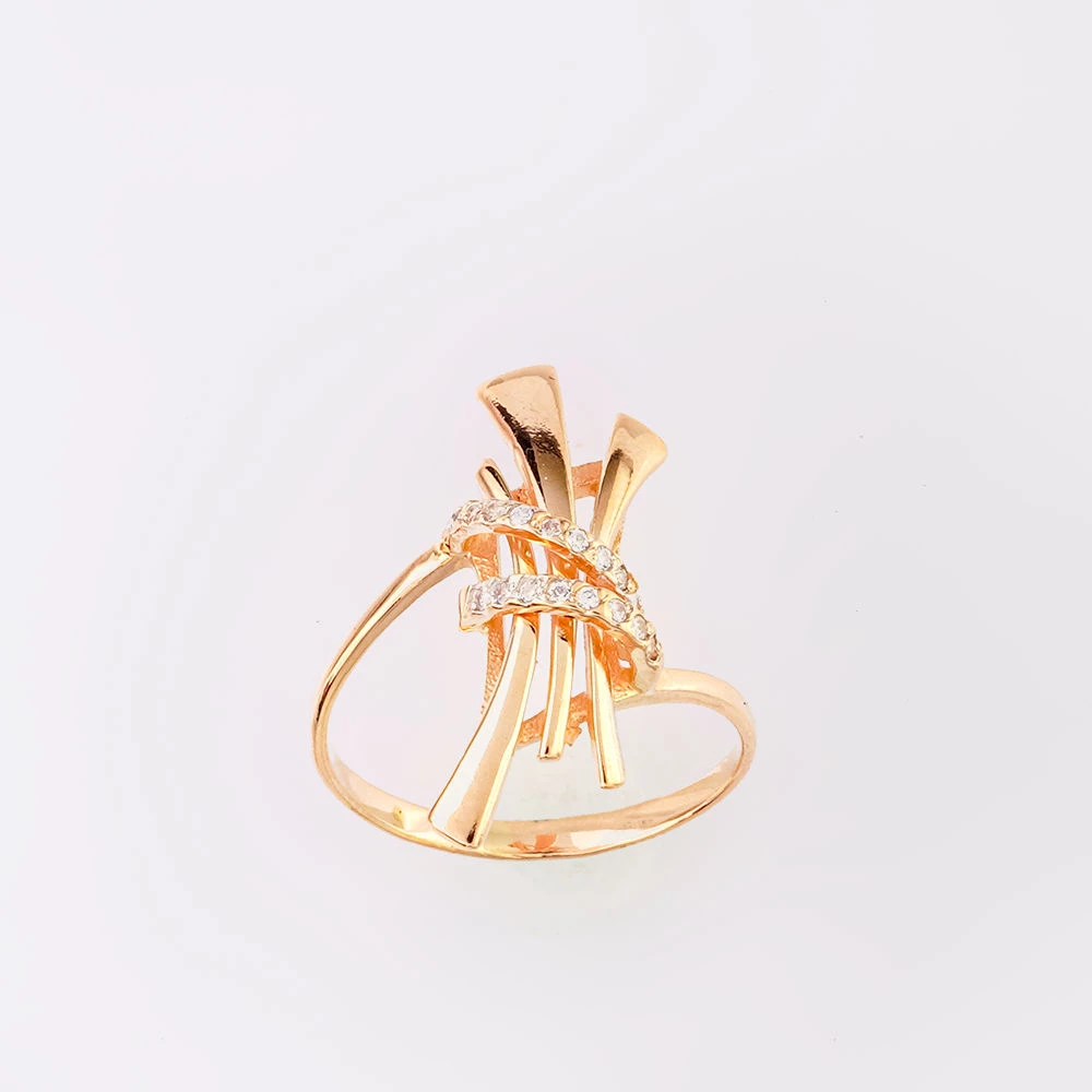 Кольцо с фианитом из красного золота 585 пробы