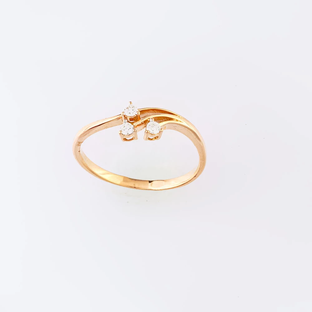 Кольцо с бриллиантом из красного золота 585 пробы