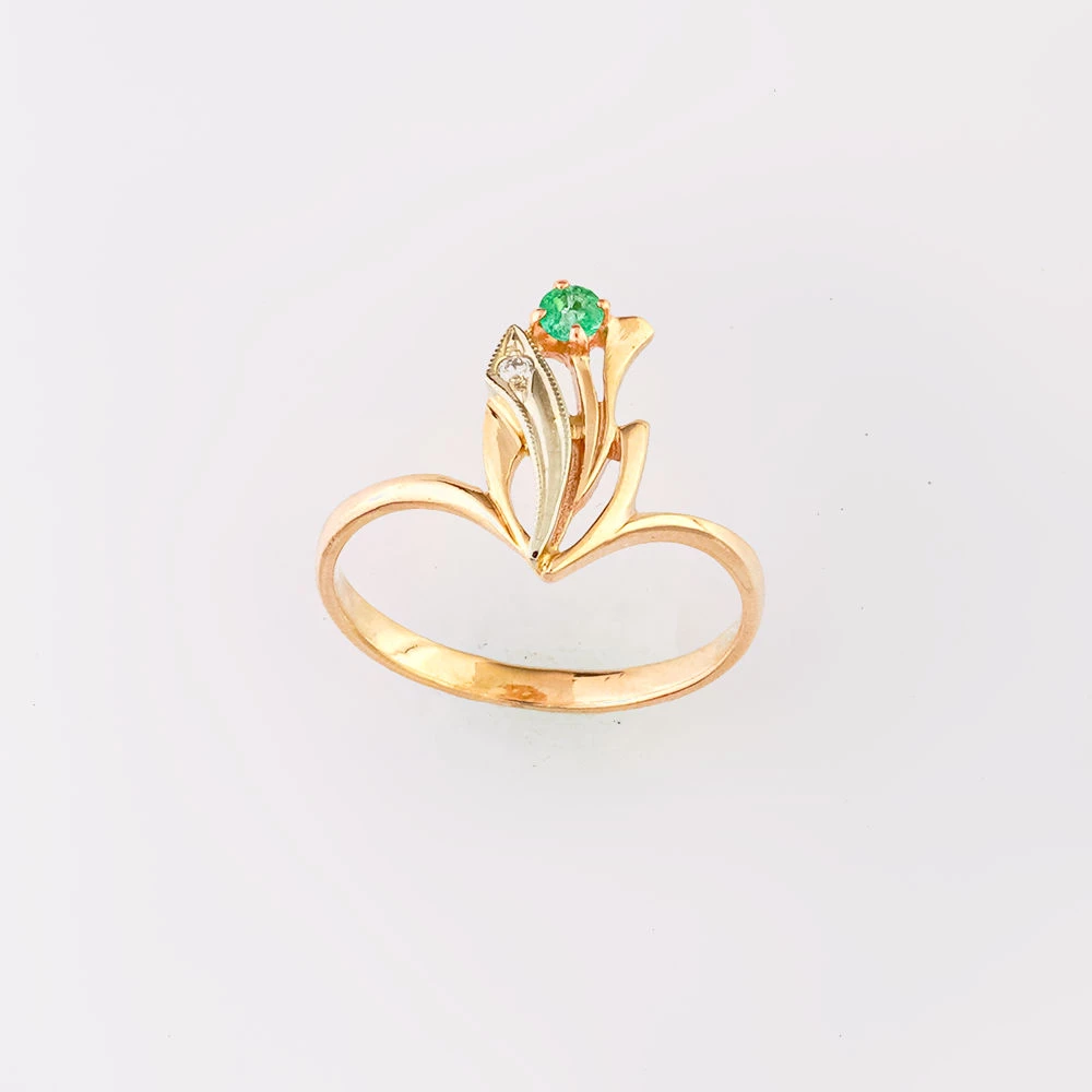 Кольцо с изумрудом из красного золота 585 пробы