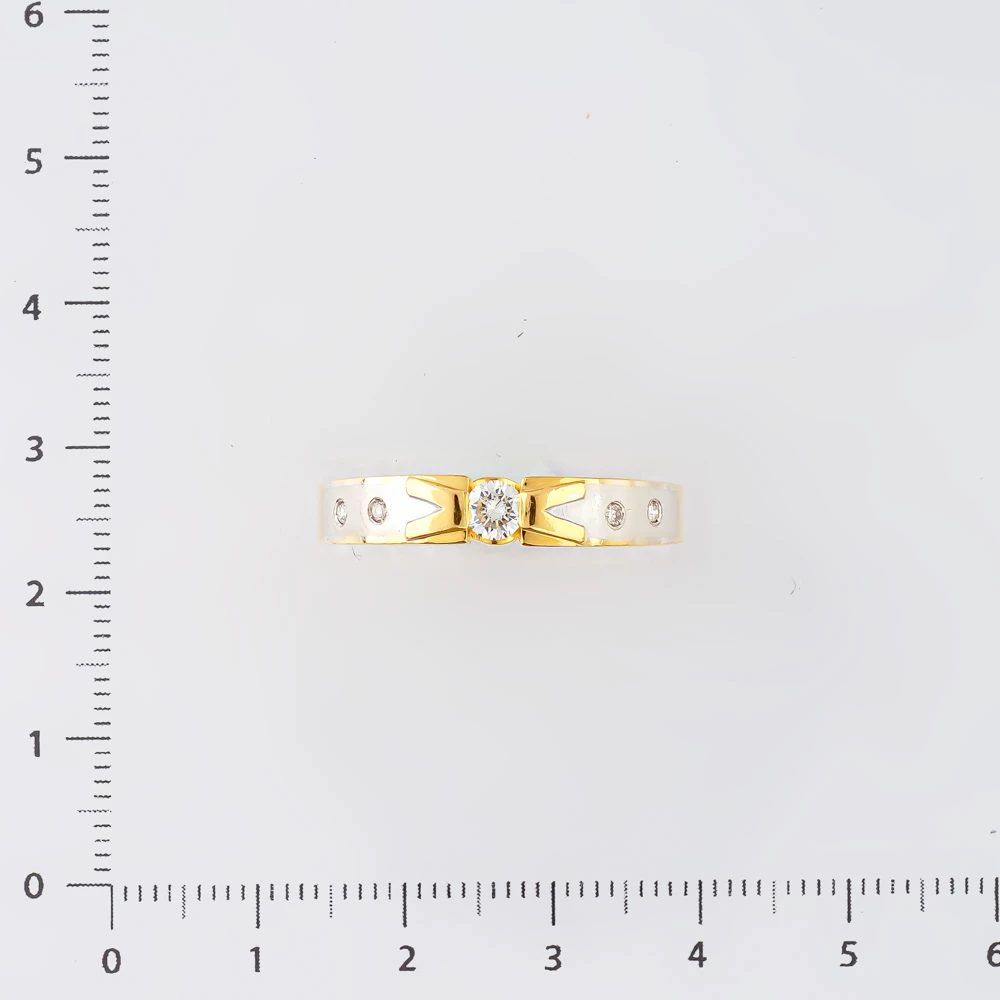 Кольцо с бриллиантом из желтого золота 750 пробы 2