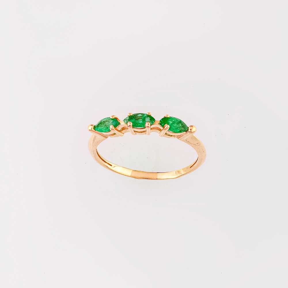 Кольцо с изумрудом из красного золота 585 пробы