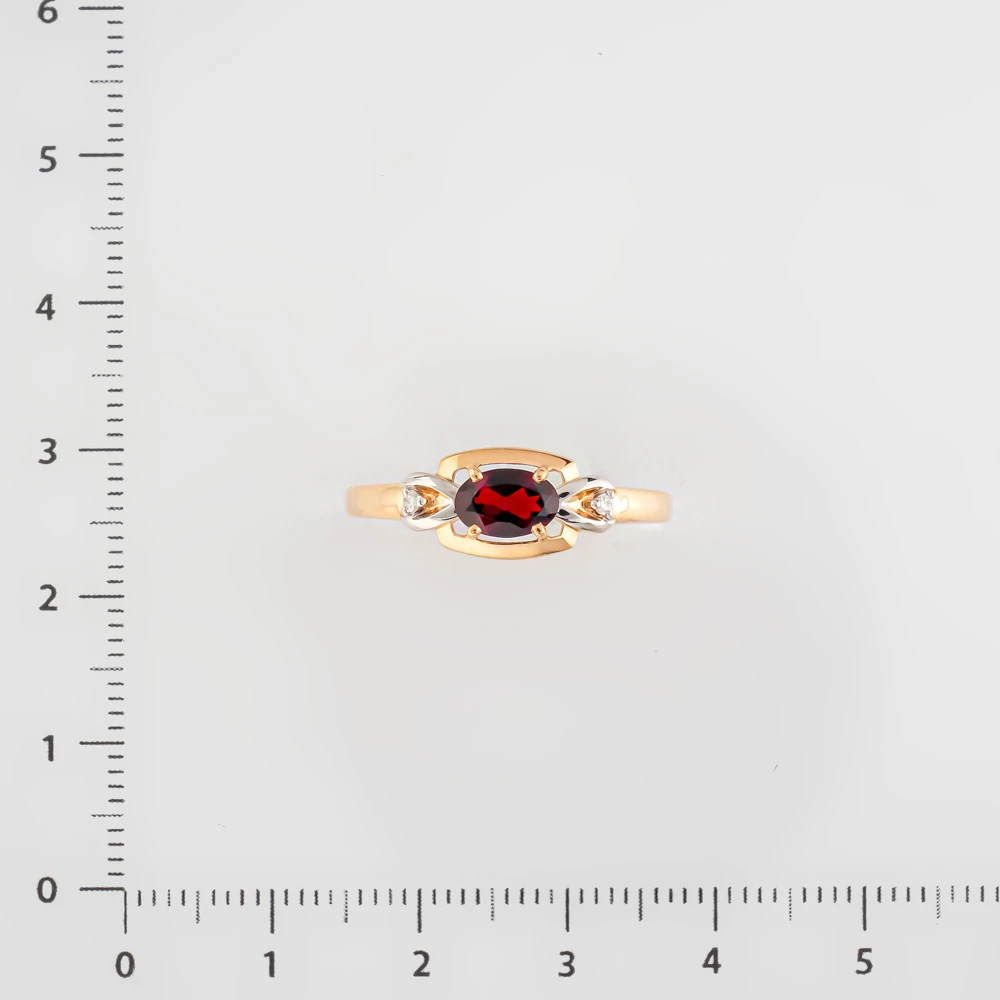 Кольцо с гранатом из красного золота 585 пробы