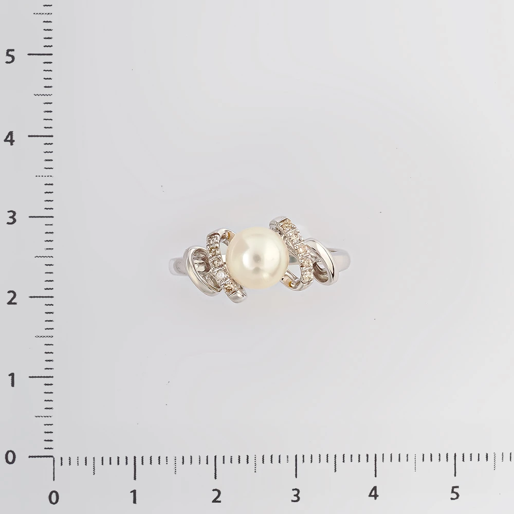 Кольцо с культивированным жемчугом из белого золота 585 пробы