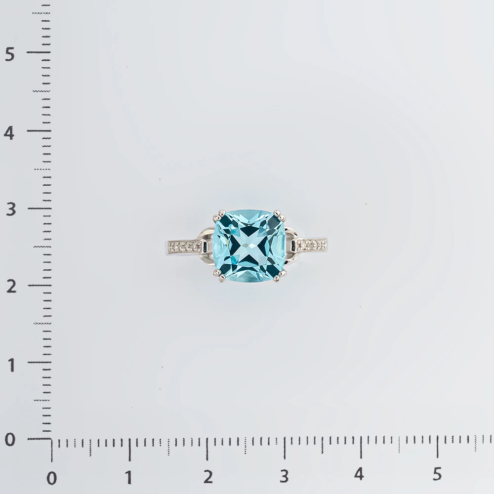 Кольцо с топазом из белого золота 585 пробы