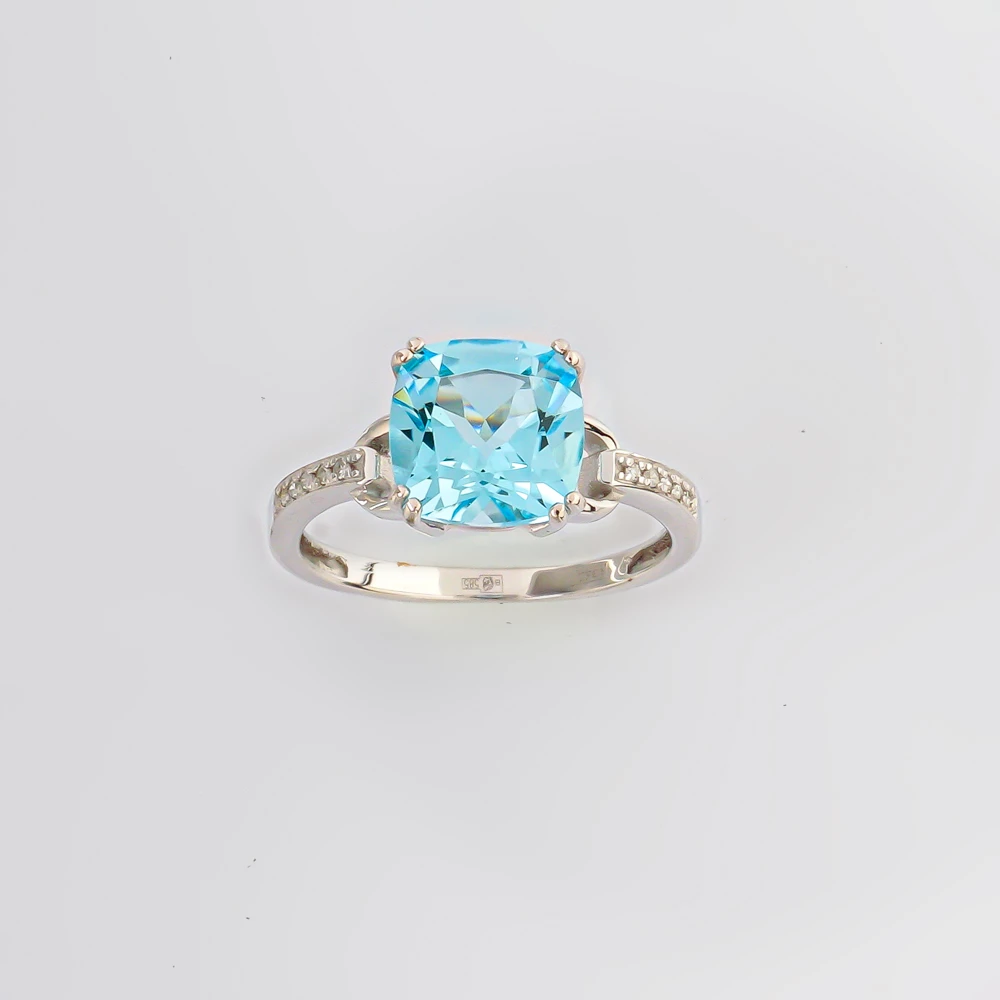 Кольцо с топазом из белого золота 585 пробы