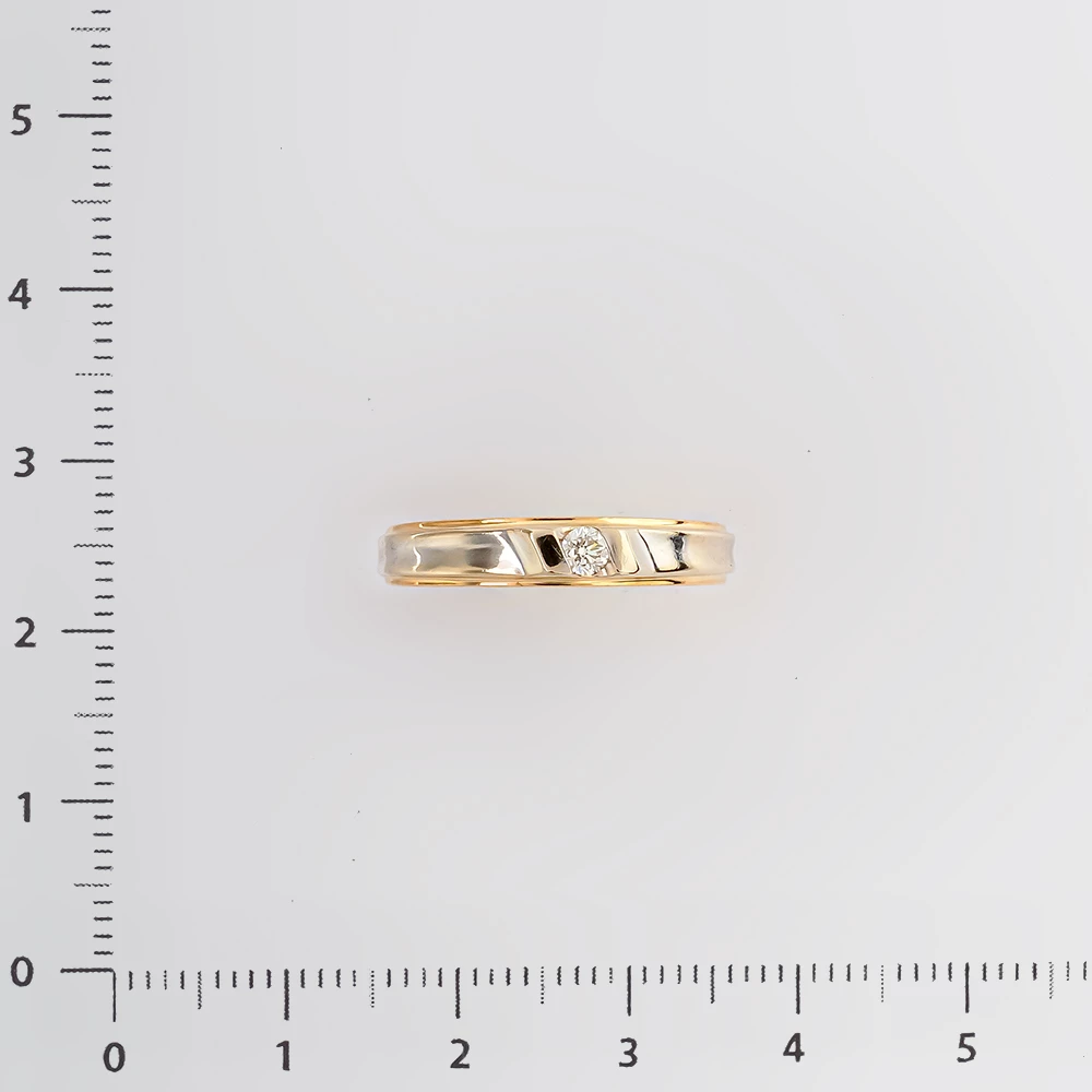 Кольцо с бриллиантом из красного золота 585 пробы