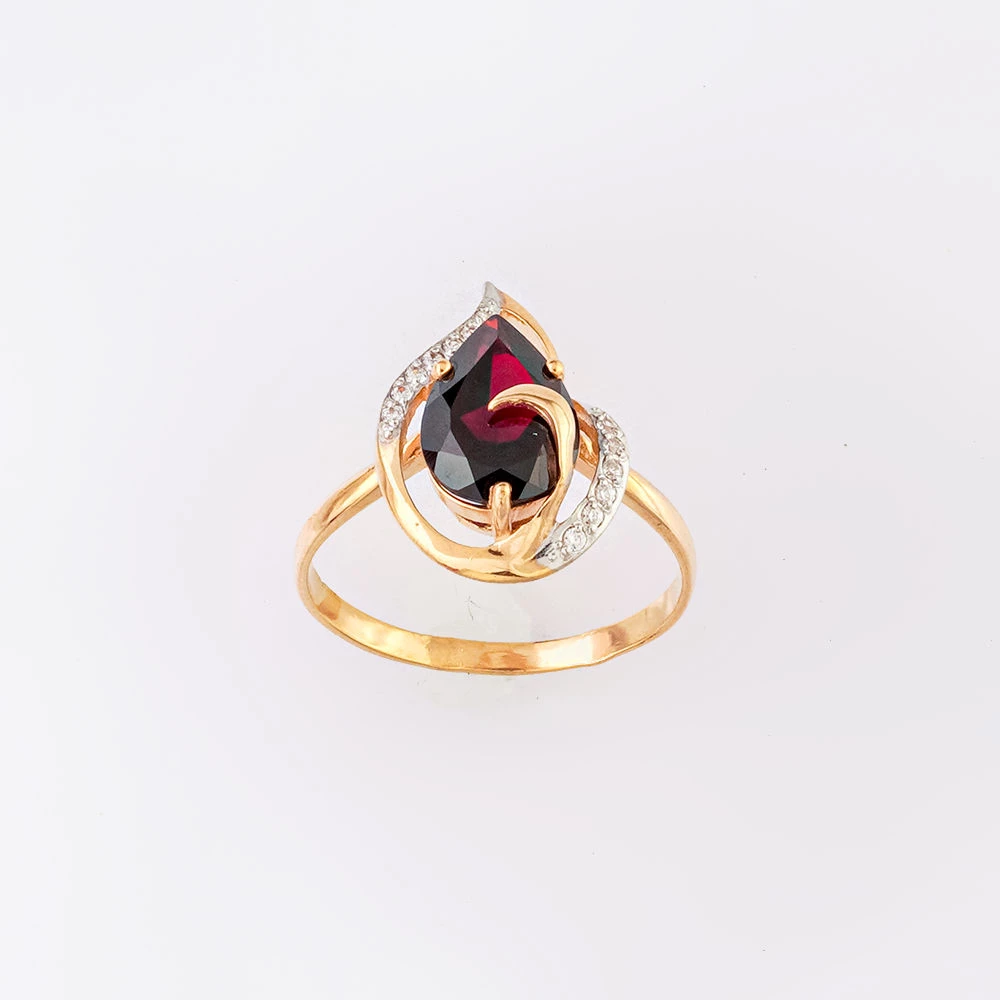Кольцо с гранатом из красного золота 585 пробы