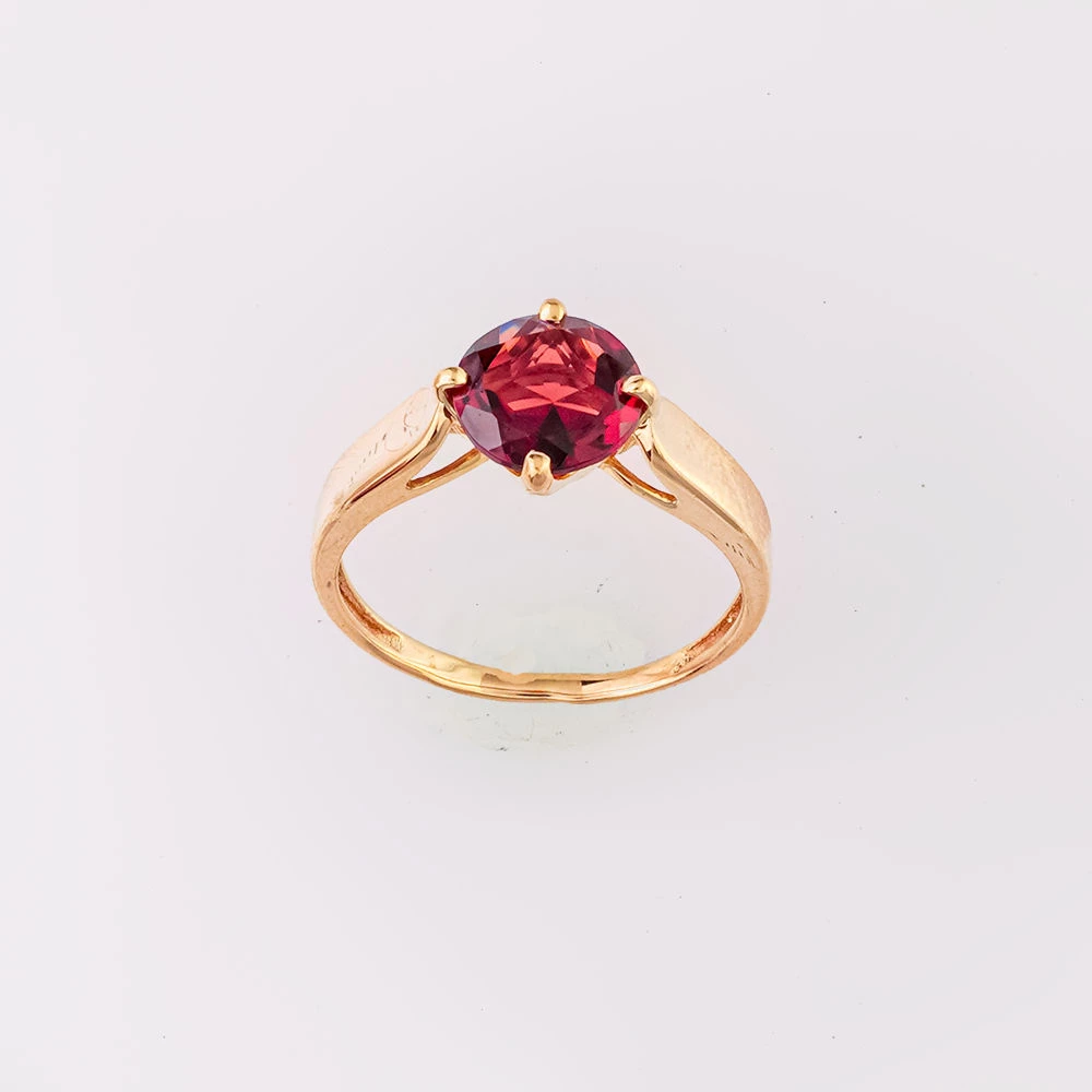 Кольцо с гранатом из красного золота 585 пробы