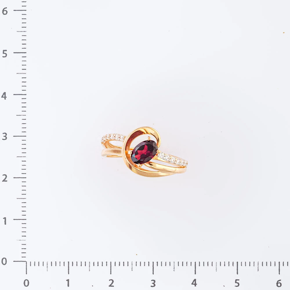 Кольцо с гранатом из красного золота 585 пробы