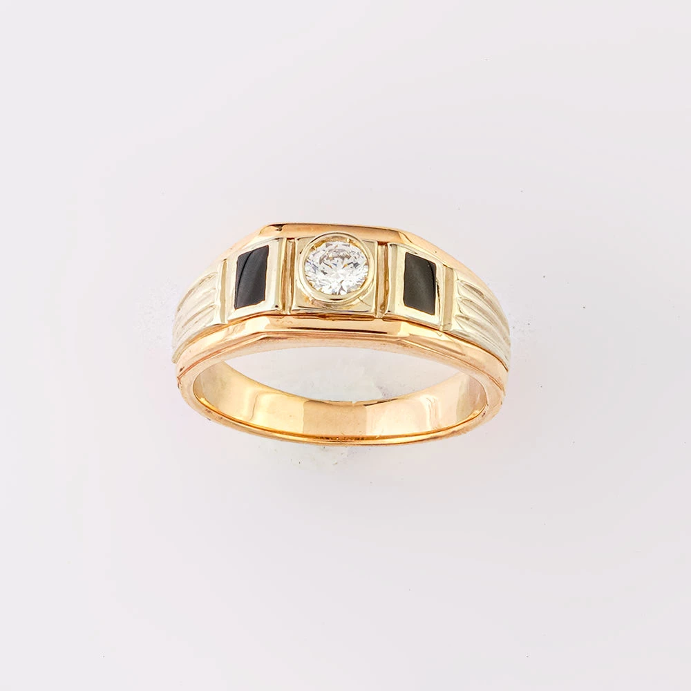 Кольцо с фианитом из красного золота 585 пробы