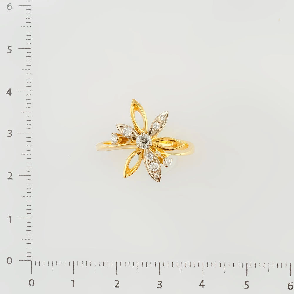 Кольцо с бриллиантом из желтого золота 750 пробы