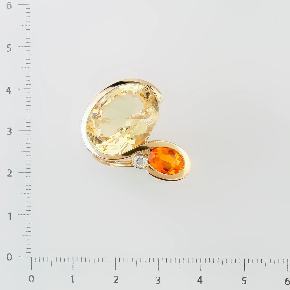 Кольцо с кварцем из желтого золота 750 пробы Кольцо с кварцем из желтого золота 750 пробы