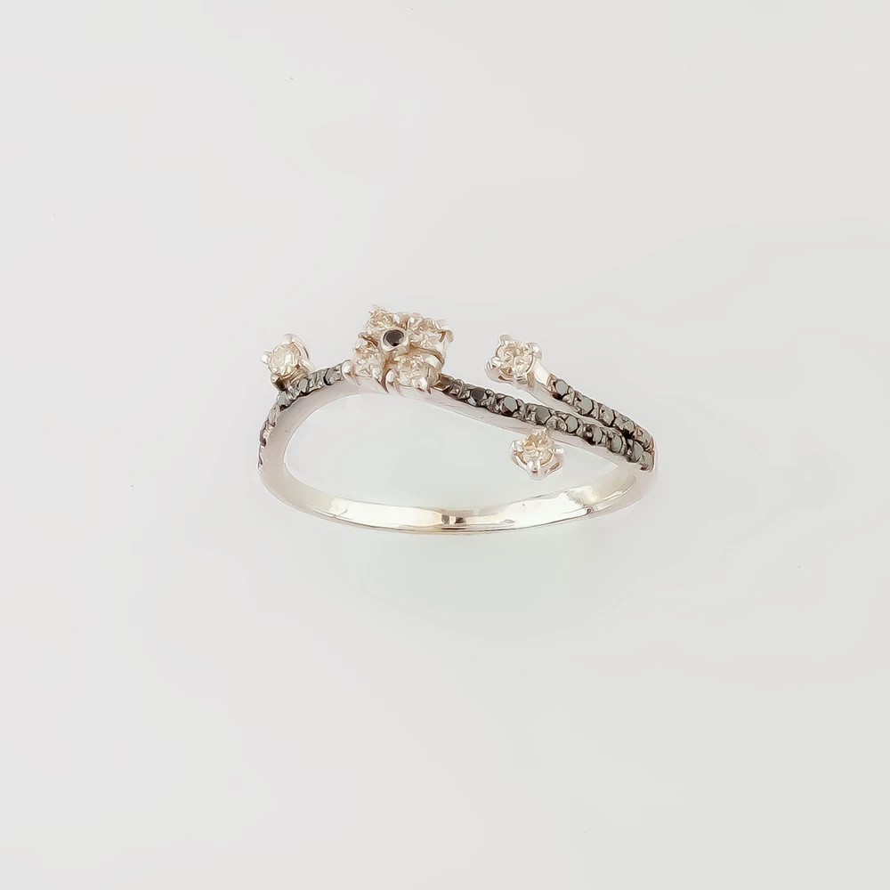 Кольцо с бриллиантом из белого золота 585 пробы