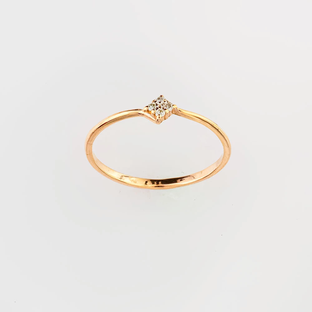 Кольцо с бриллиантом из красного золота 375 пробы