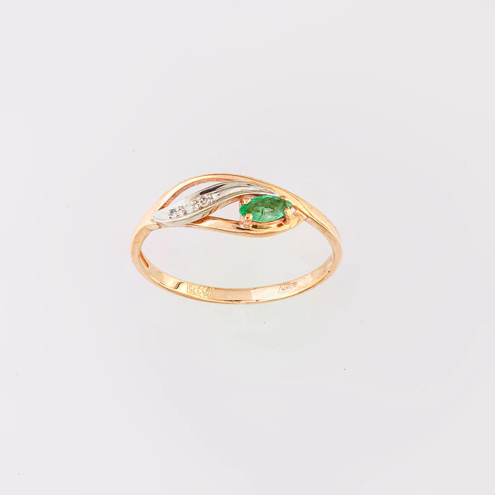 Кольцо с изумрудом из красного золота 375 пробы