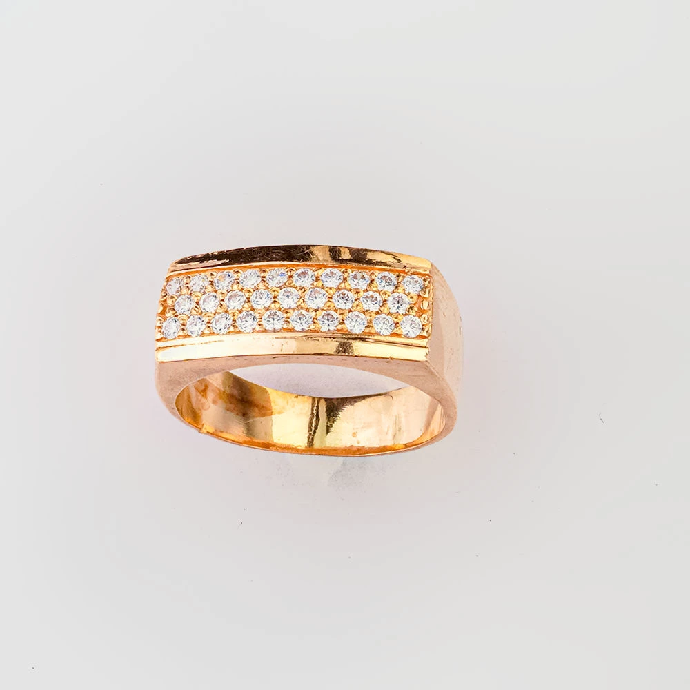 Кольцо с фианитом из красного золота 585 пробы