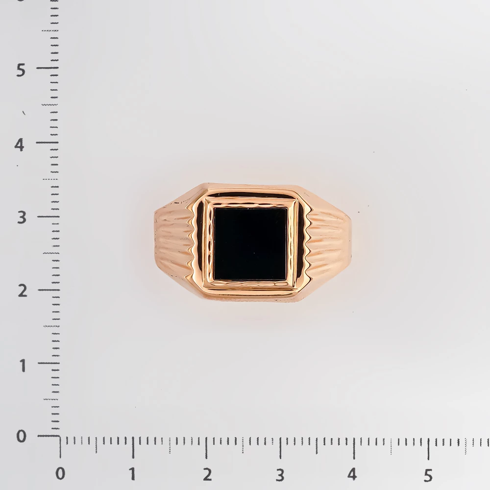 Кольцо с ониксом из красного золота 585 пробы Кольцо с ониксом из красного золота 585 пробы