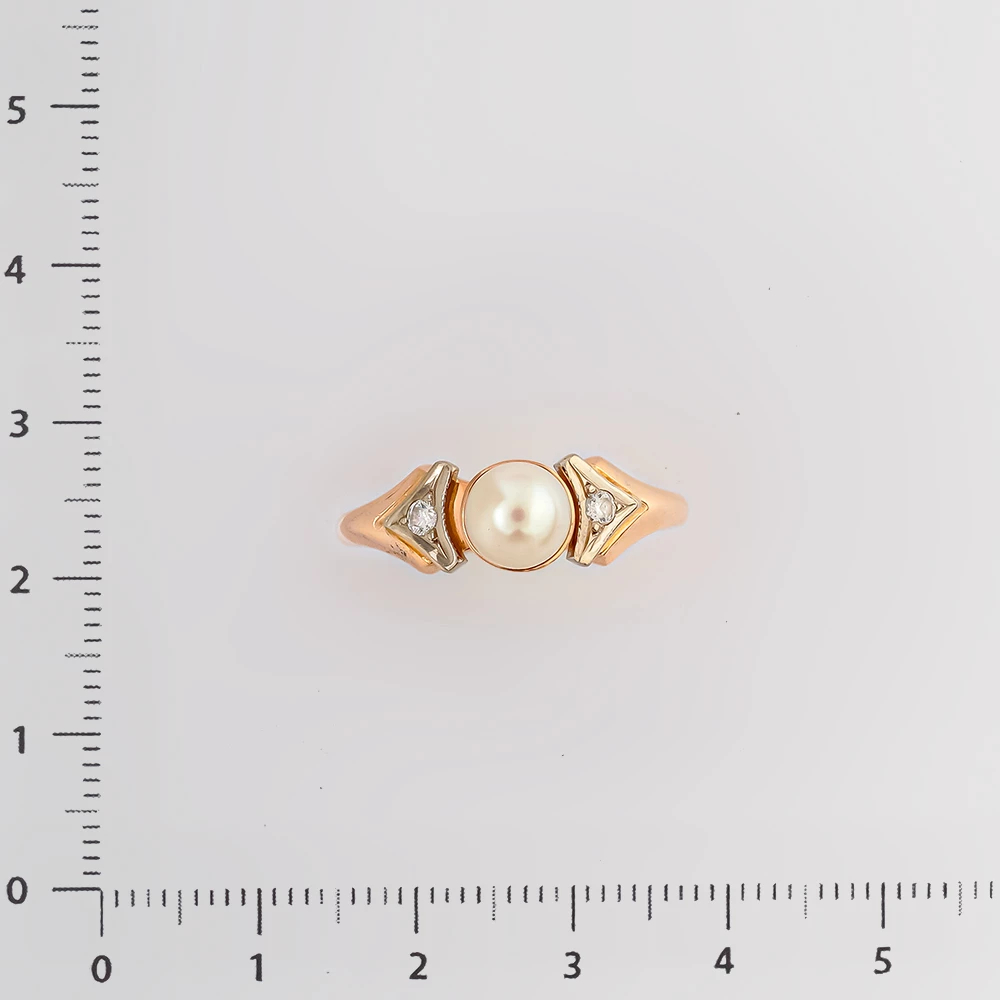 Кольцо с культивированным жемчугом из красного золота 585 пробы
