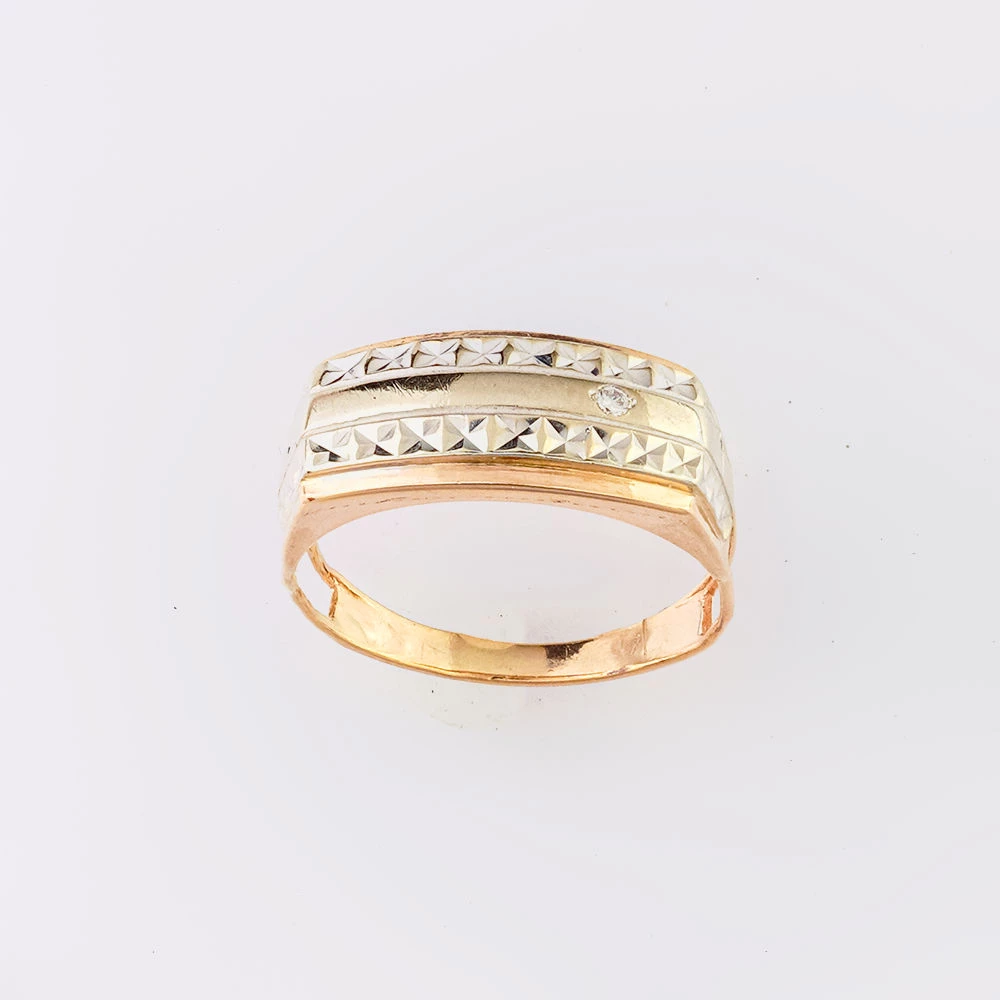 Кольцо с фианитом из красного золота 585 пробы