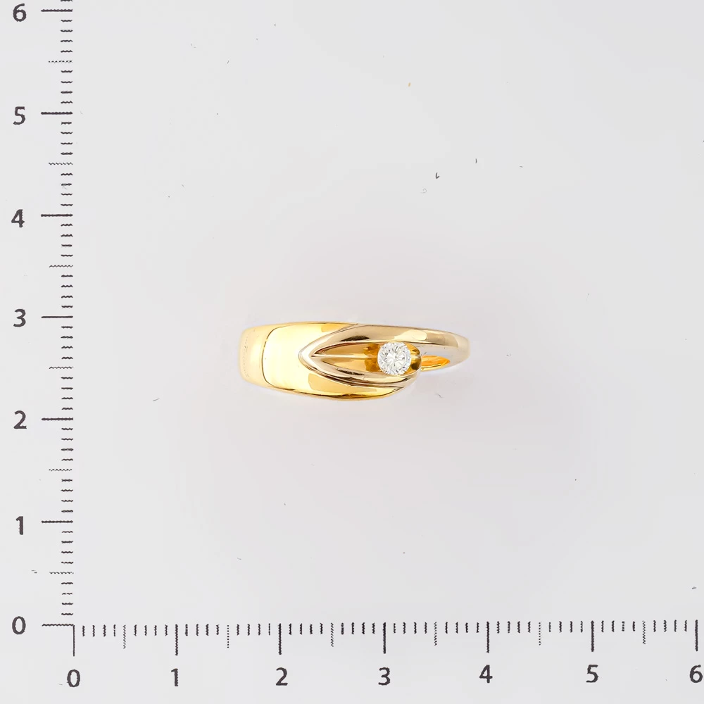 Кольцо с бриллиантом из желтого золота 750 пробы