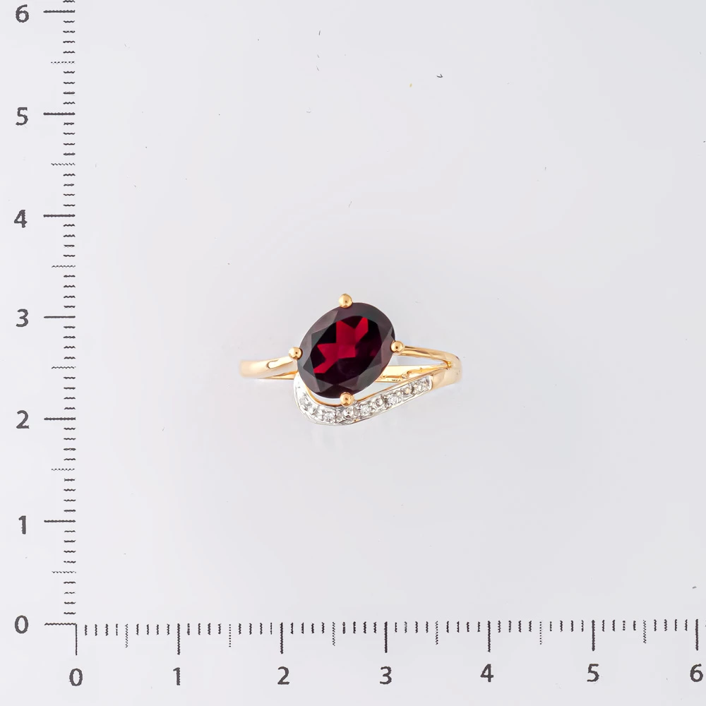 Кольцо с гранатом из красного золота 585 пробы