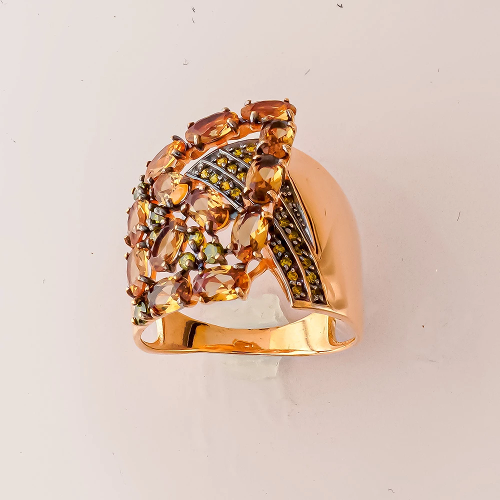 Кольцо с султанит синтетическим из красного золота 585 пробы