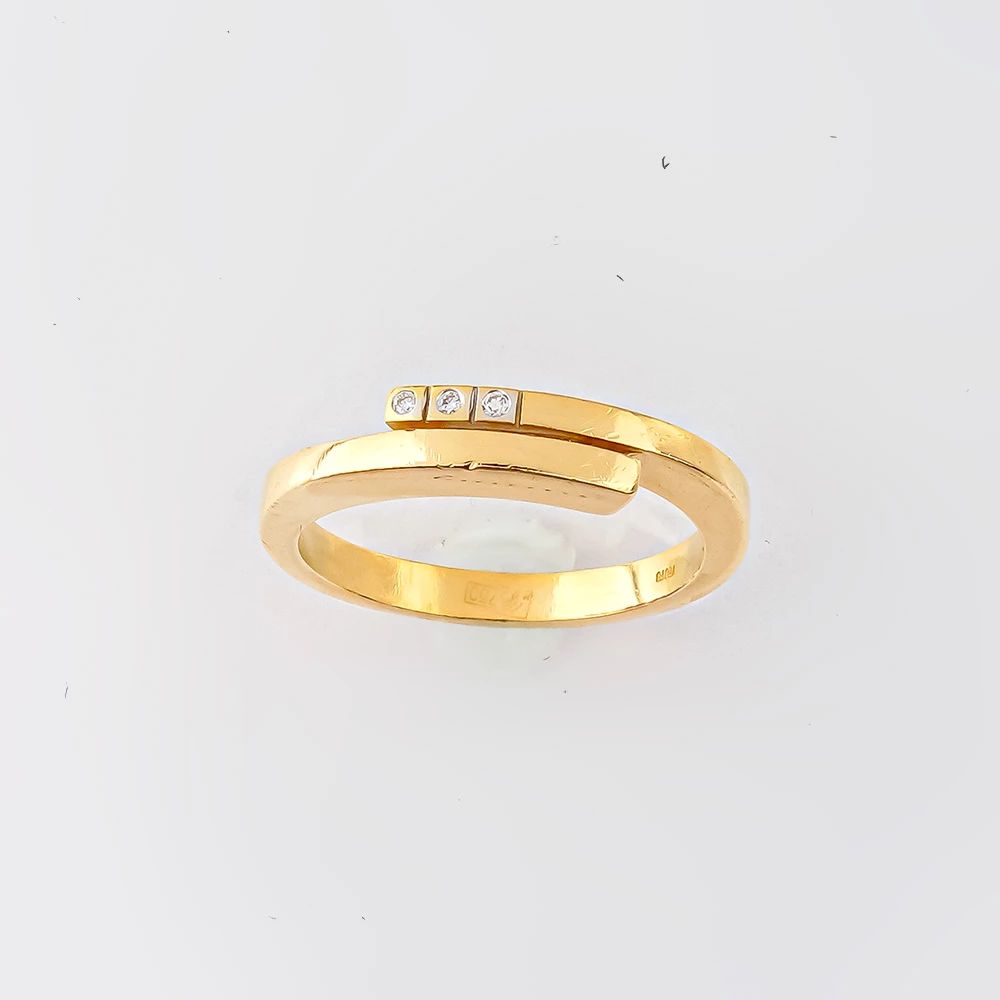 Кольцо с бриллиантом из желтого золота 750 пробы