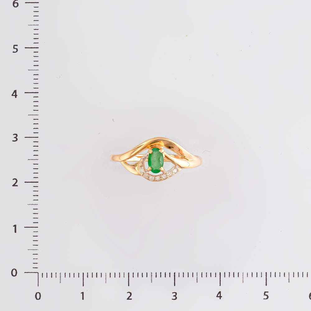 Кольцо с изумрудом из красного золота 585 пробы Кольцо с изумрудом из красного золота 585 пробы