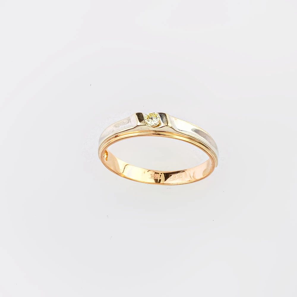 Кольцо с бриллиантом из красного золота 585 пробы