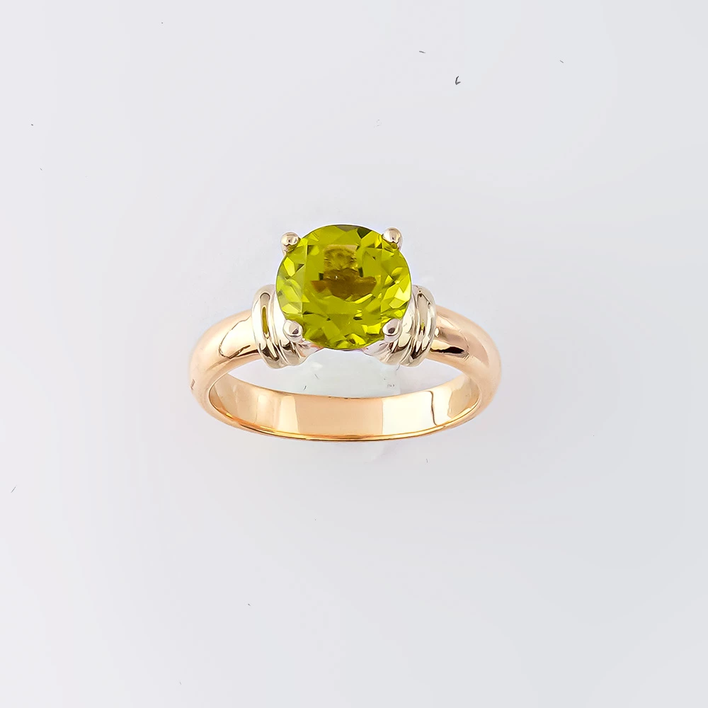 Кольцо с хризолитом из красного золота 585 пробы