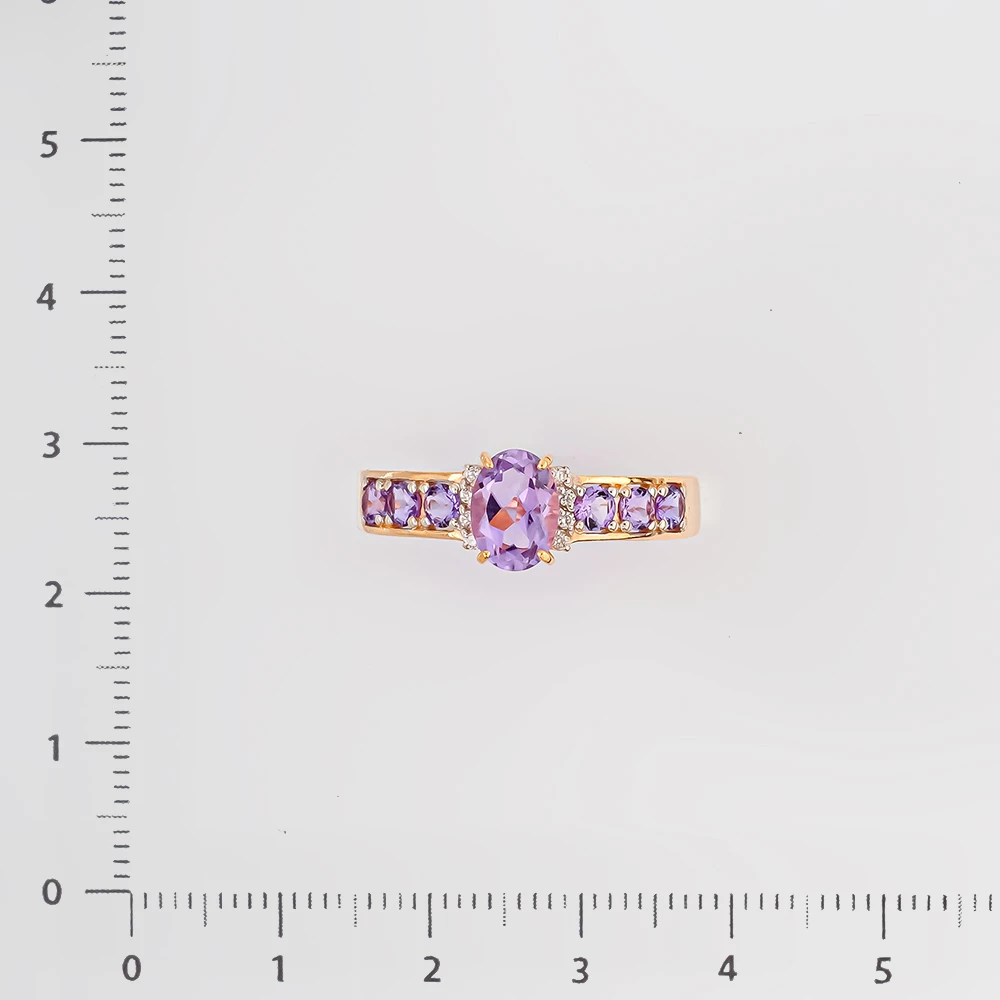 Кольцо с аметистом из красного золота 585 пробы Кольцо с аметистом из красного золота 585 пробы