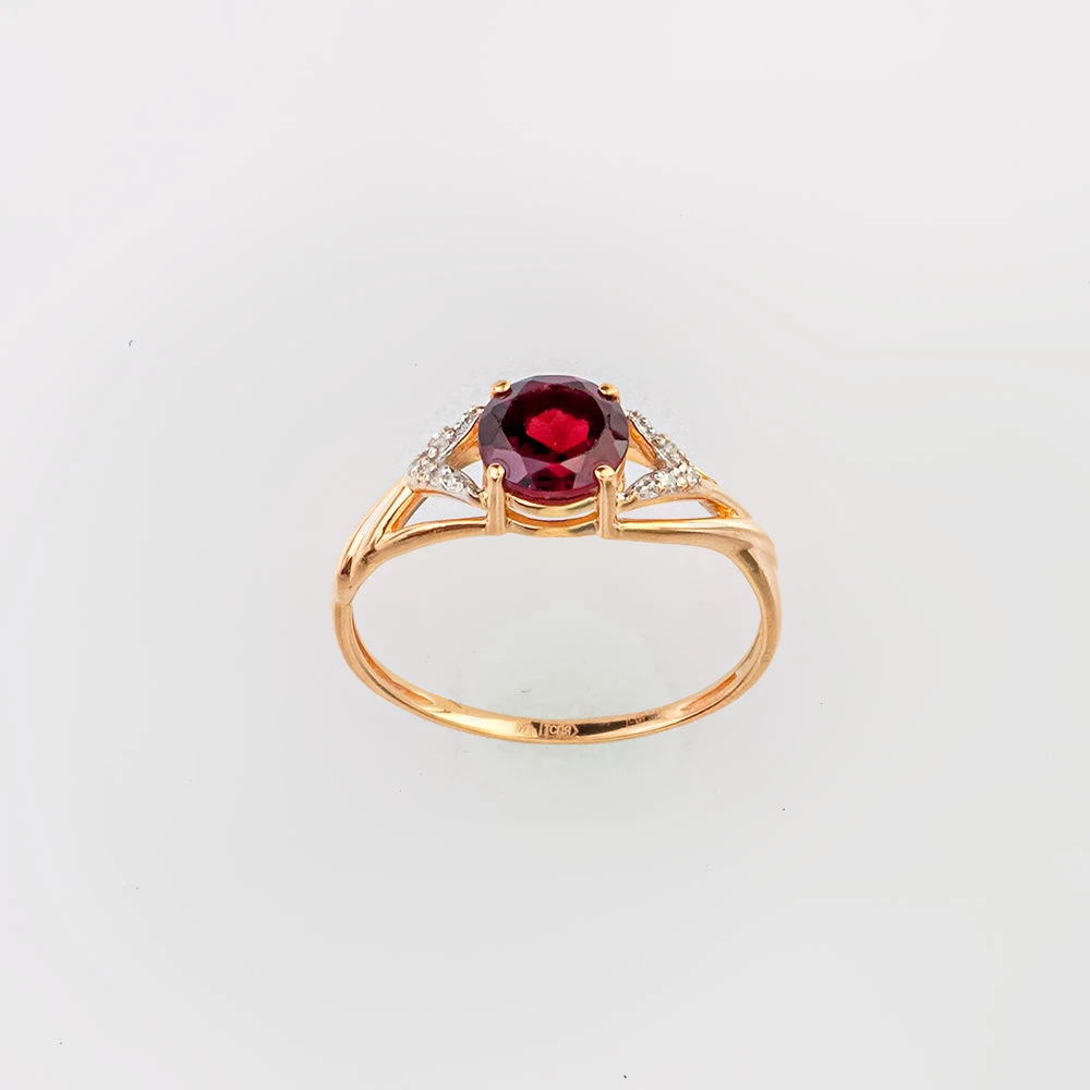 Кольцо с гранатом из красного золота 585 пробы