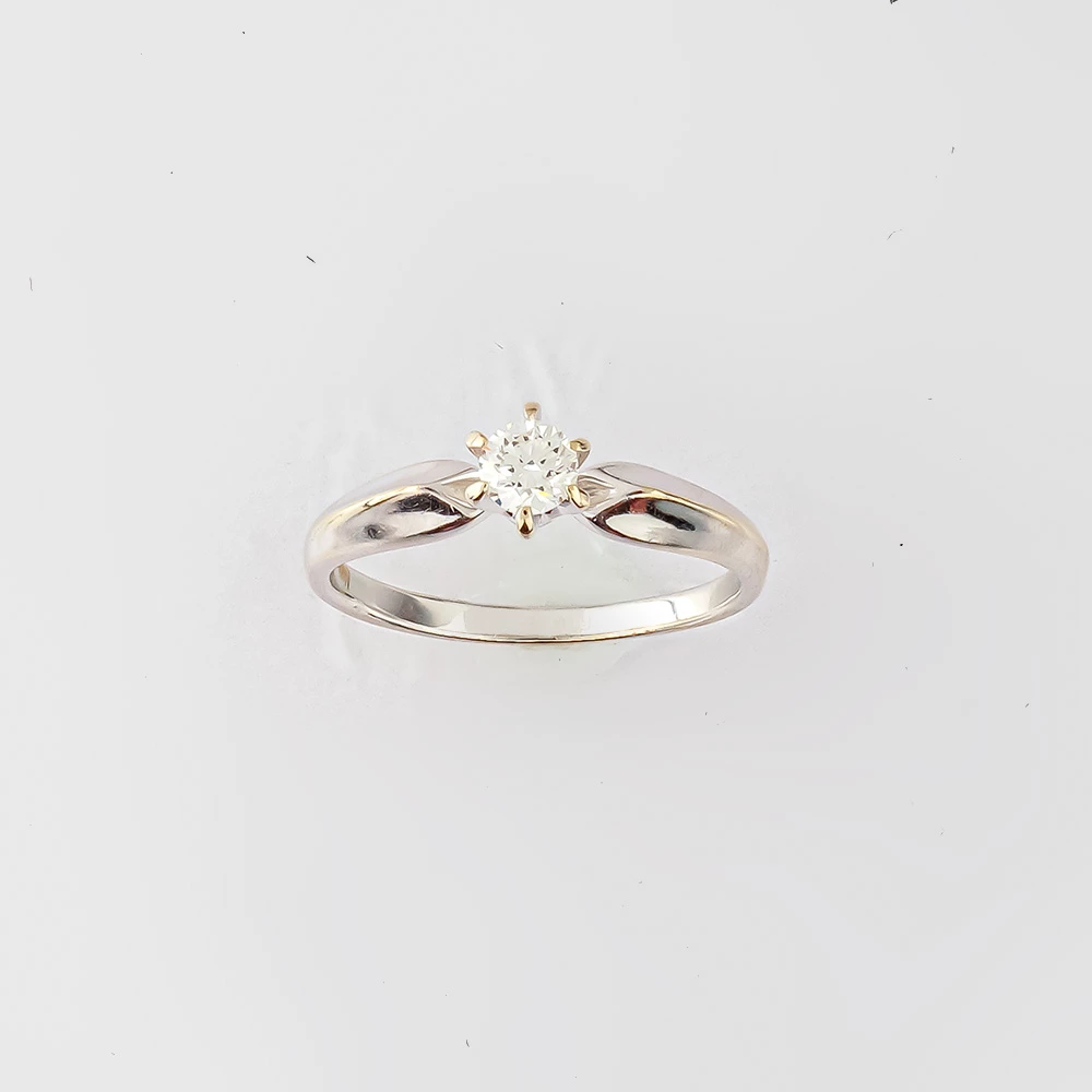 Кольцо с бриллиантом из белого золота 585 пробы