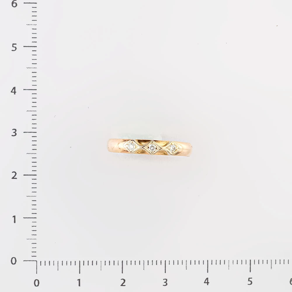 Кольцо с бриллиантом из красного золота 585 пробы