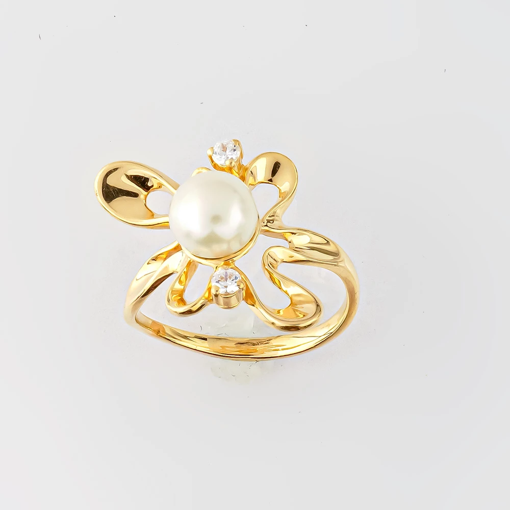 Кольцо с культивированным жемчугом из желтого золота 585 пробы