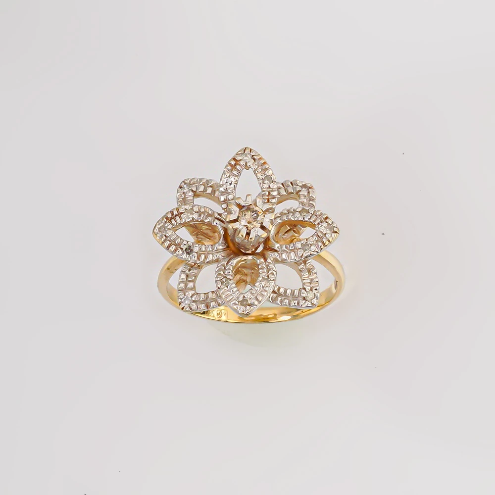 Кольцо с бриллиантом из красного золота 585 пробы